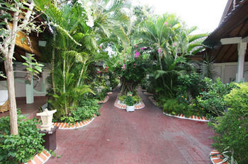 Pondok Bambu Dive Resort Candi Dasa  Exterior photo